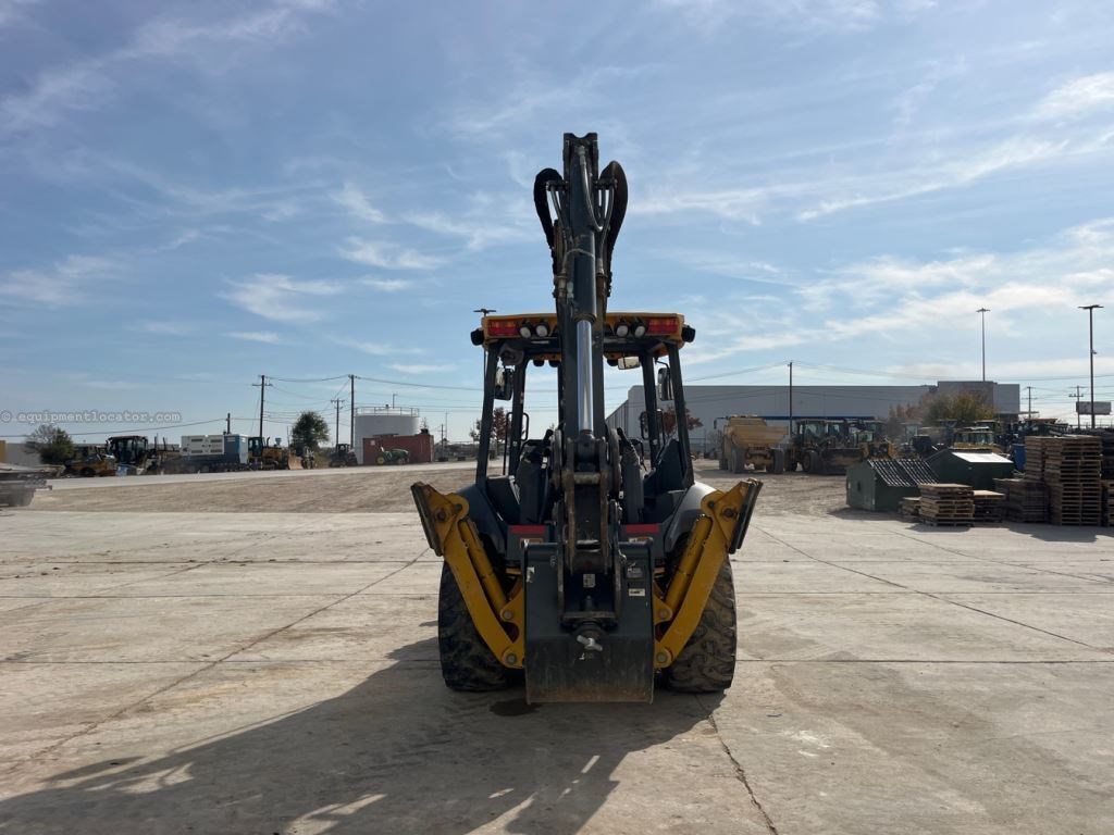 2023 John Deere 310SL Image 4