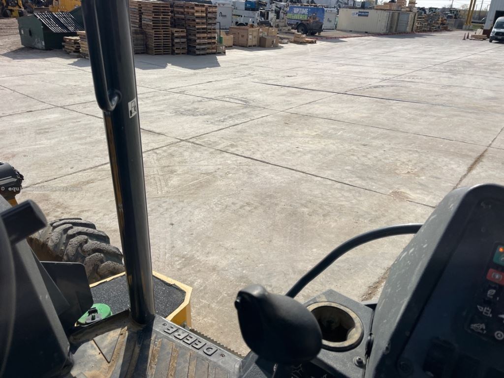 2023 John Deere 310SL Image 42