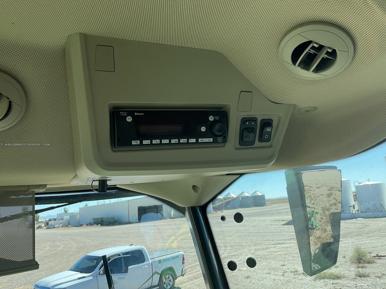 2023 John Deere W235R Image 11