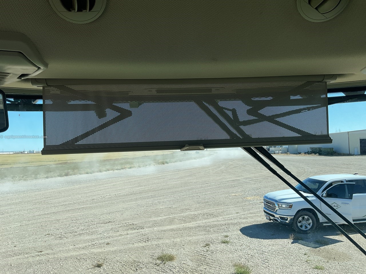 2023 John Deere W235R Image 20