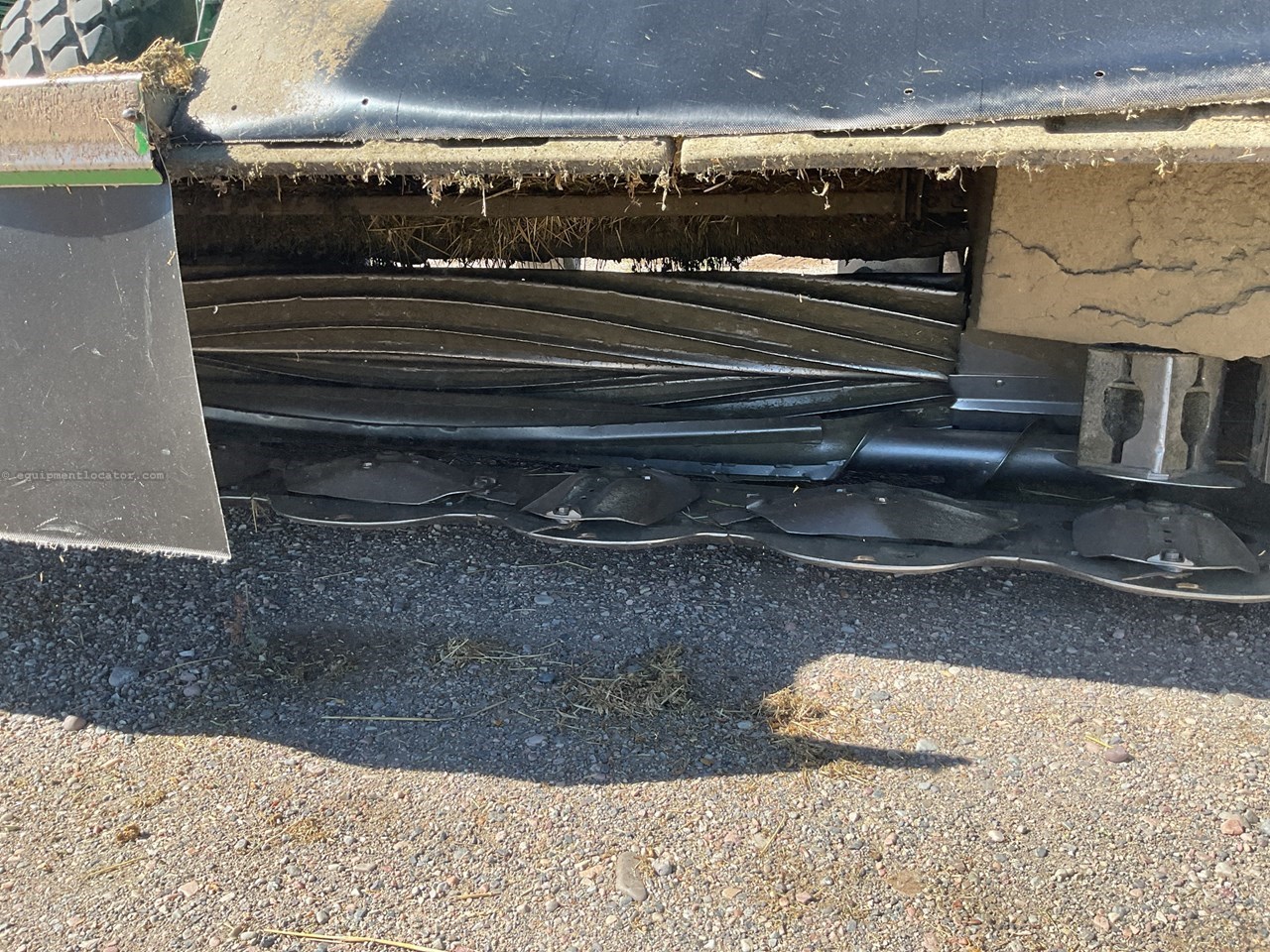 2023 John Deere W235R Image 15