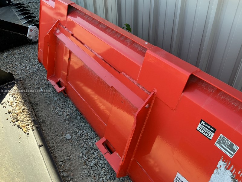 2022 Kubota M1815 Image 2