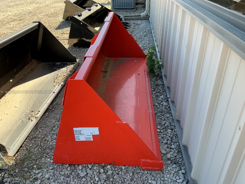 2022 Kubota M1815 Image 4