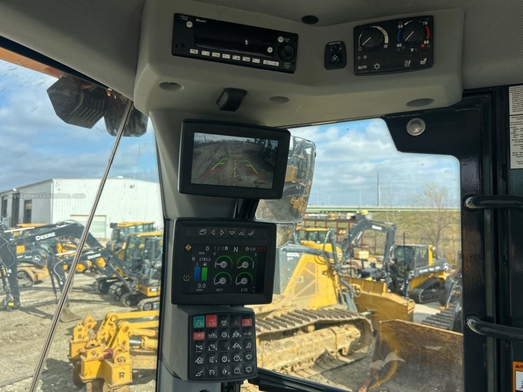 2023 John Deere 644P Image 46