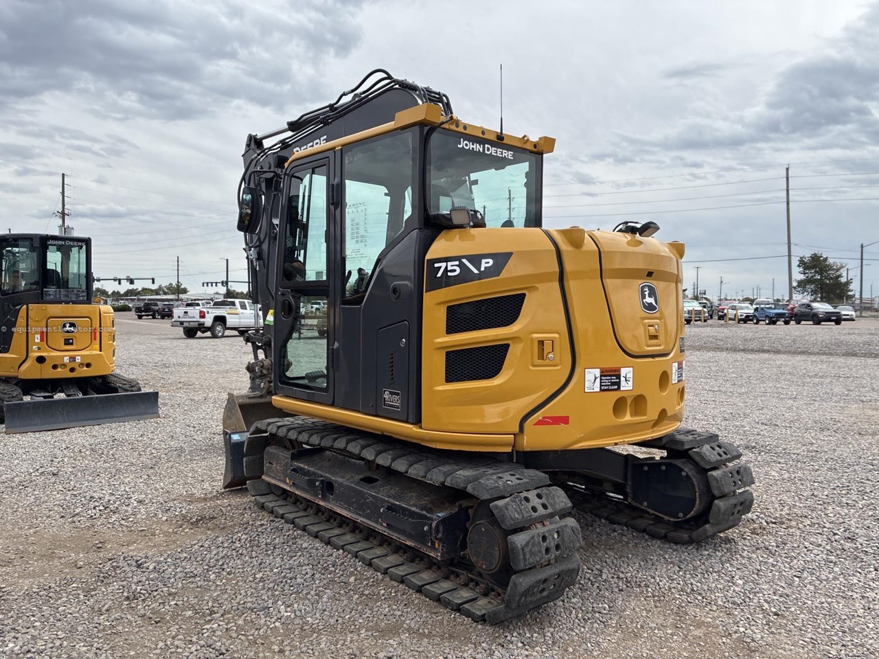 2024 John Deere 75 P Image 3