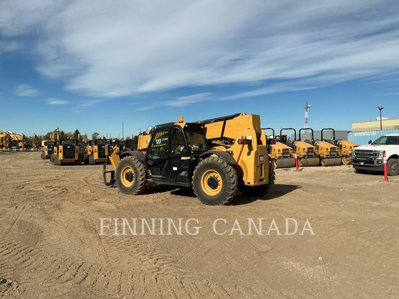2016 Caterpillar TL943D Image 4