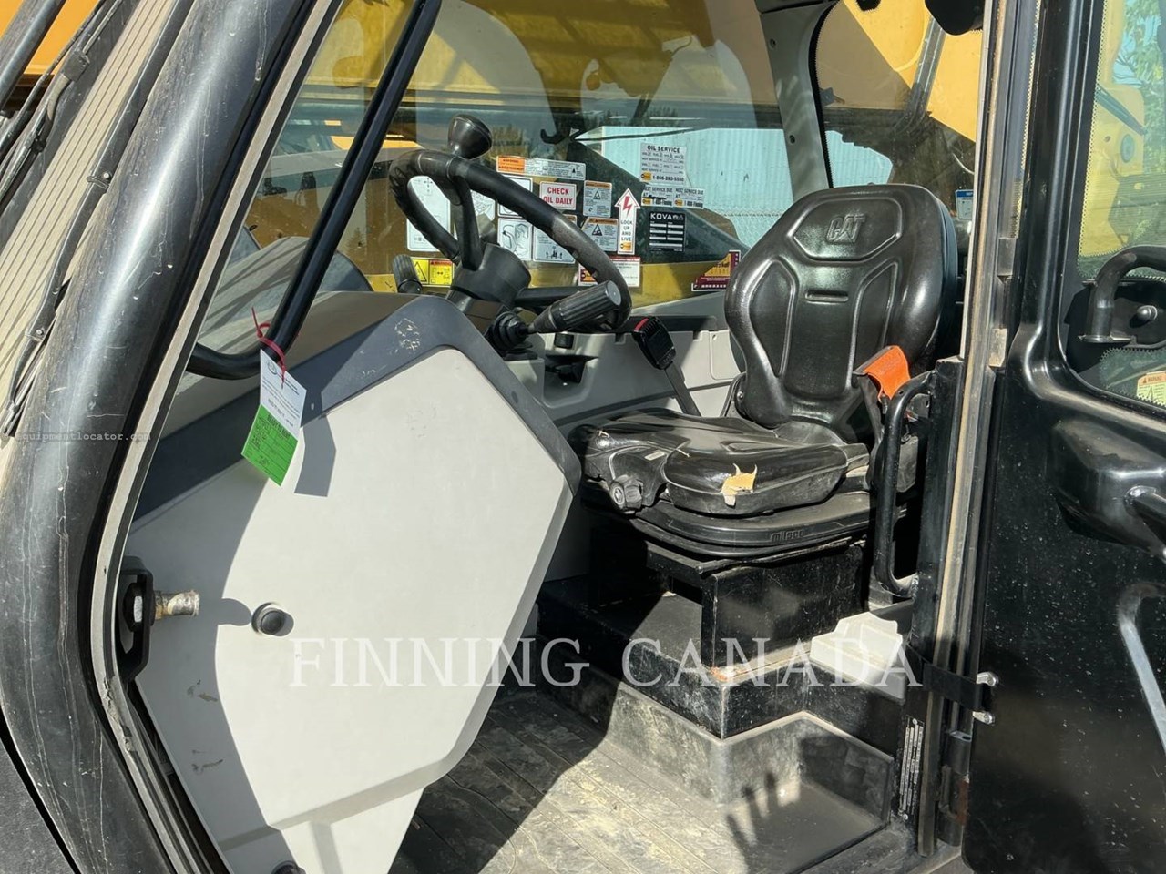 2016 Caterpillar TL943D Image 8