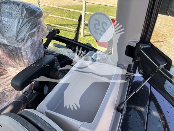 2025 Deutz-Fahr AGROTRON 6135C RV SHIFT Image 41