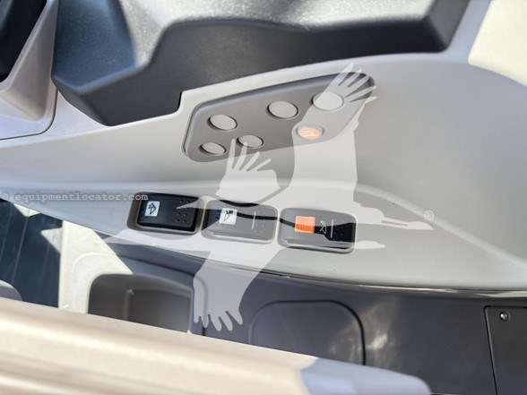 2025 Deutz-Fahr AGROTRON 6135C RV SHIFT Image 45