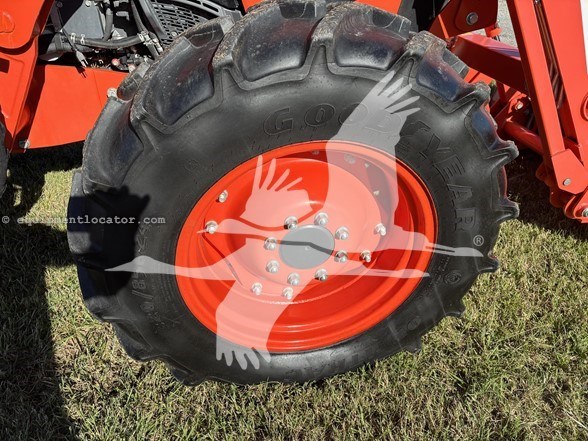 2019 Kubota M5-111D Image 14