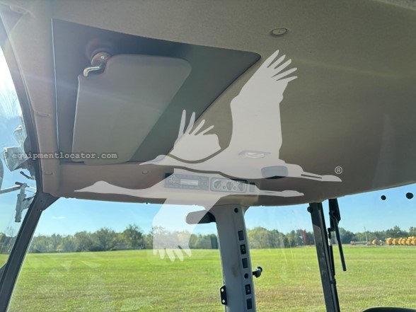 2019 Kubota M5-111D Image 26