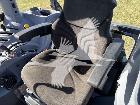 2019 Kubota M5-111D Image 28