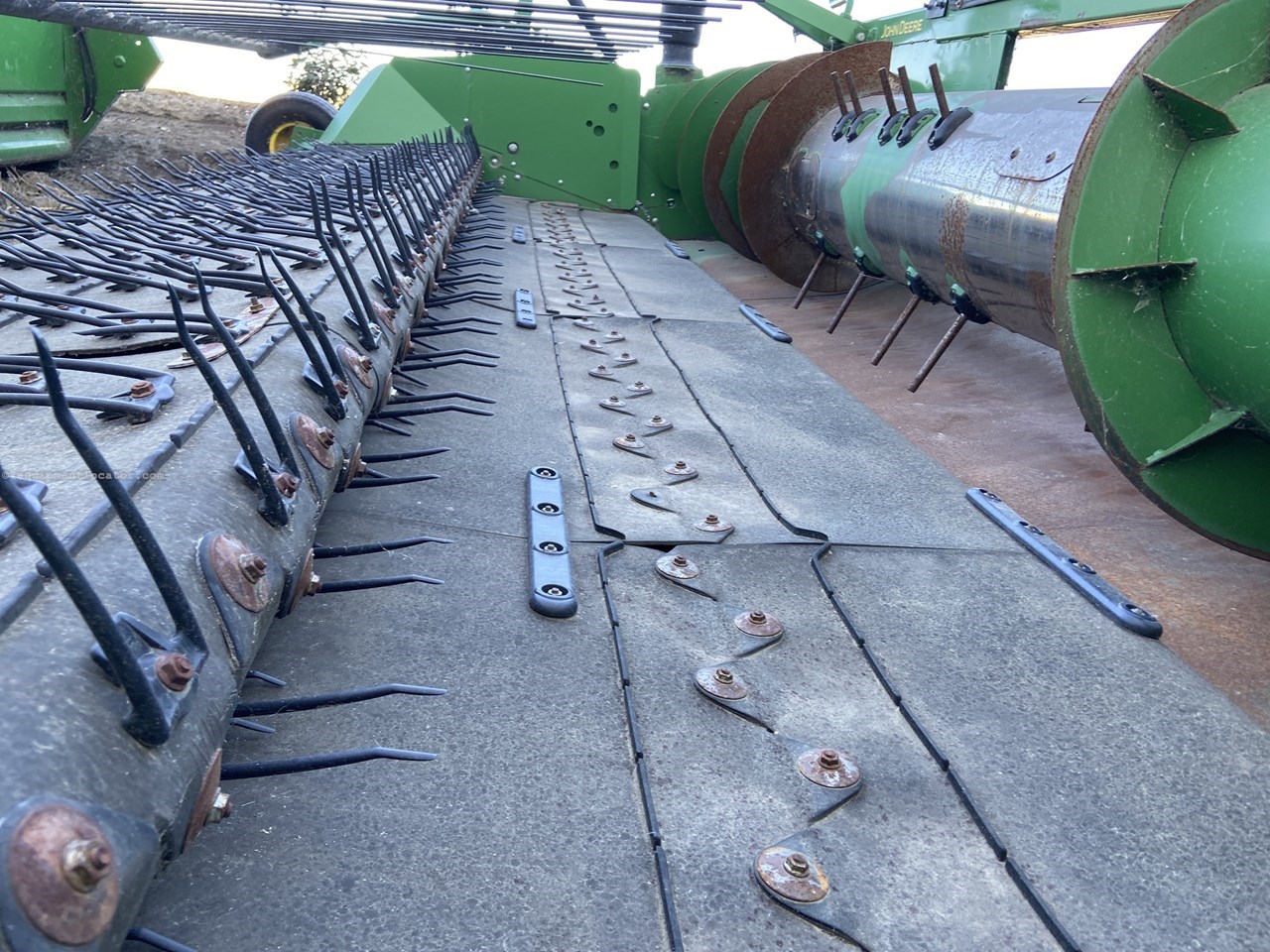 2018 John Deere 615P Image 10