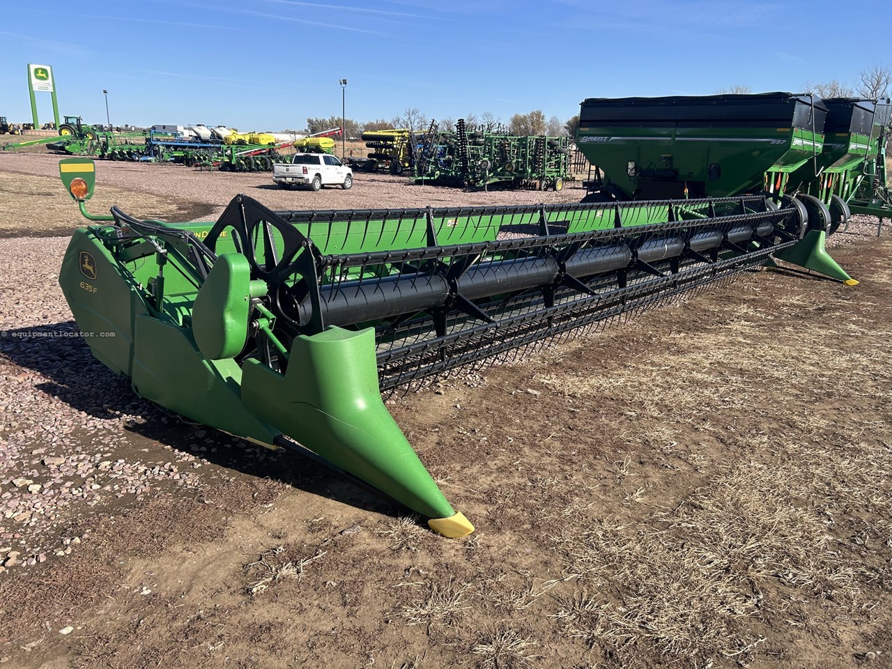 2009 John Deere 635F Image 10