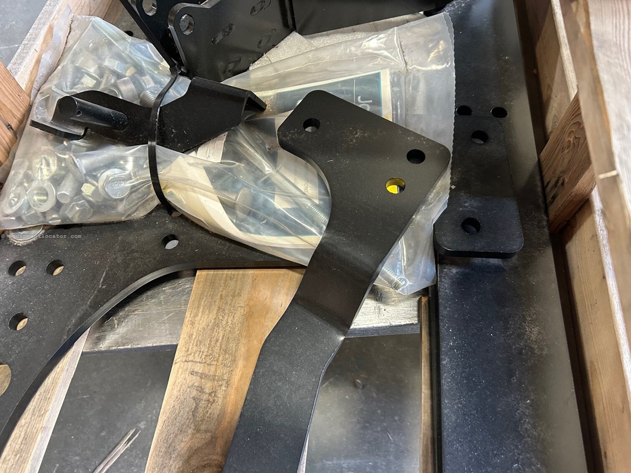 John Deere NEW BXX10348 BACKHOE SUBFRAME KIT Image 5