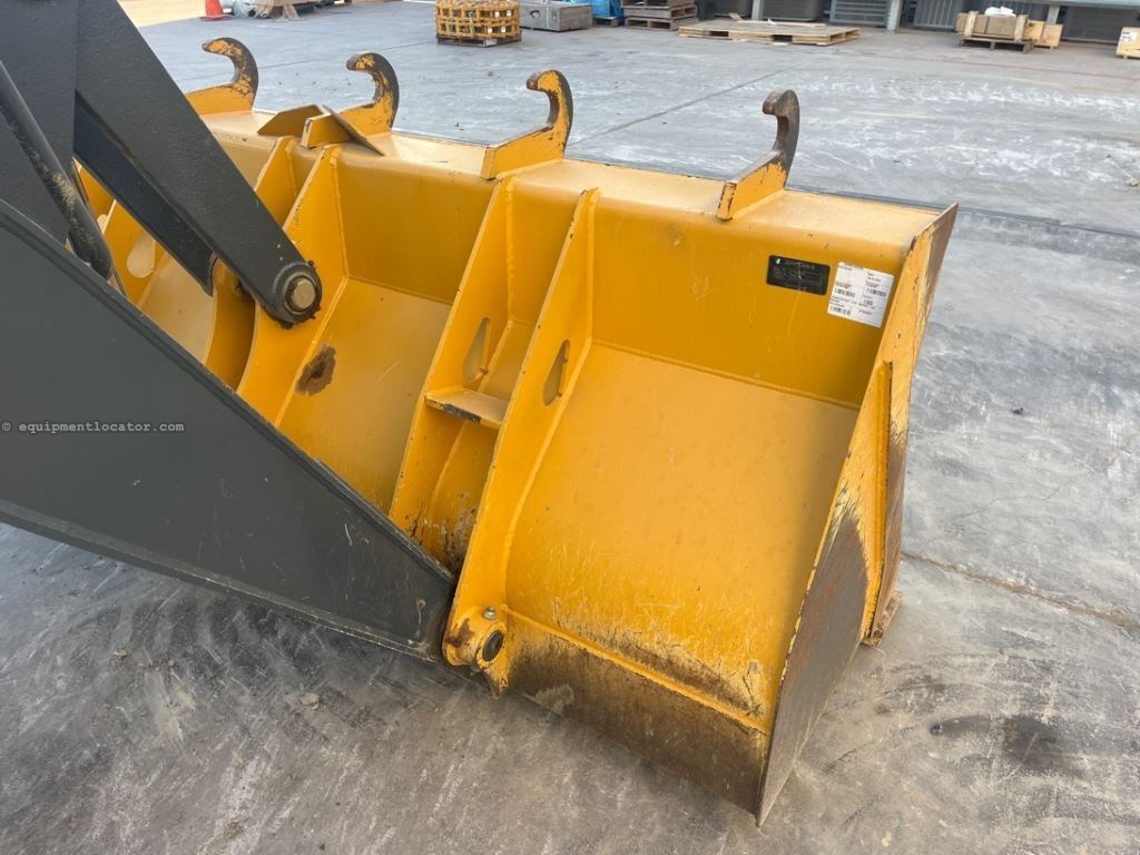 2024 John Deere 320P Image 10