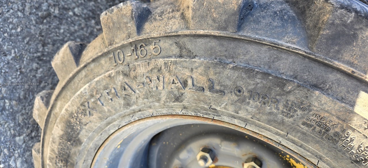 2005 New Holland LS170 Image 10