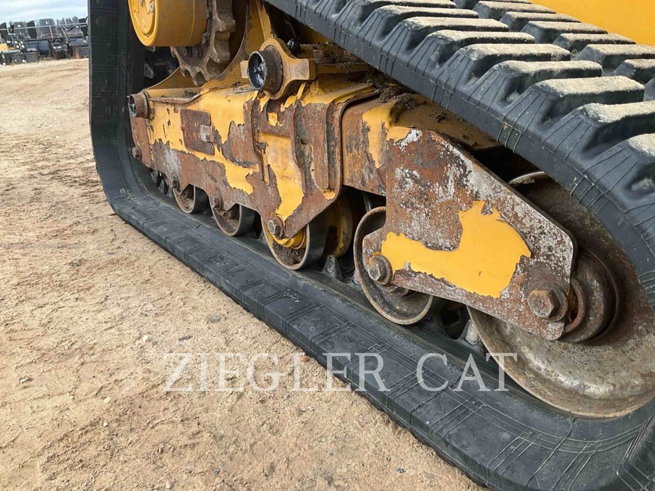 2021 Caterpillar 239D3 Image 10