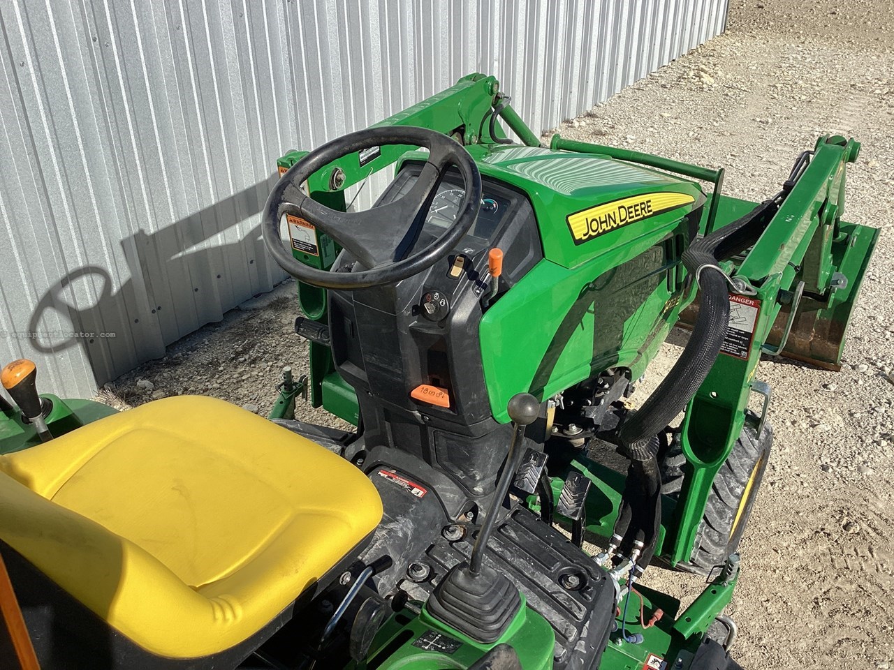2019 John Deere 1023E Image 10