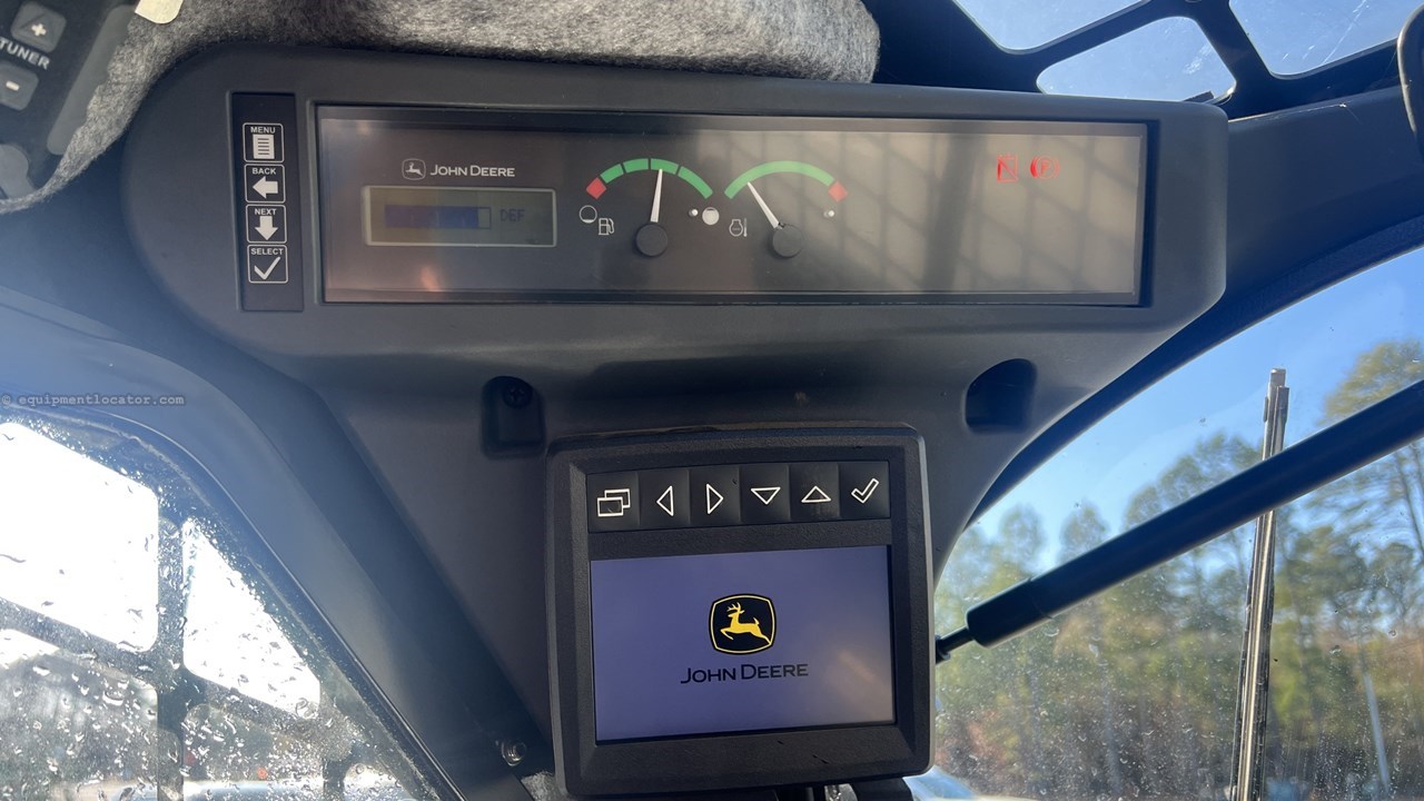 2023 John Deere 331G Image 10