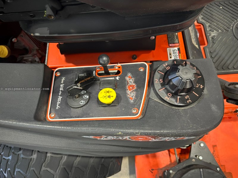 2019 Bad Boy Maverick 60" Image 10