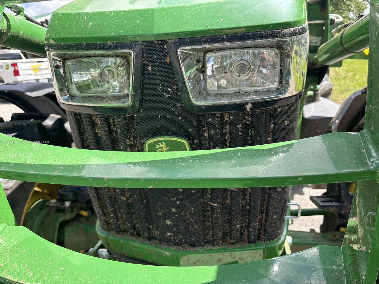 2022 John Deere 5075M Image 10