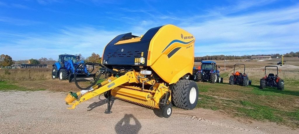 2025 New Holland Pro-Belt 450 Rotor Cutter Image 3