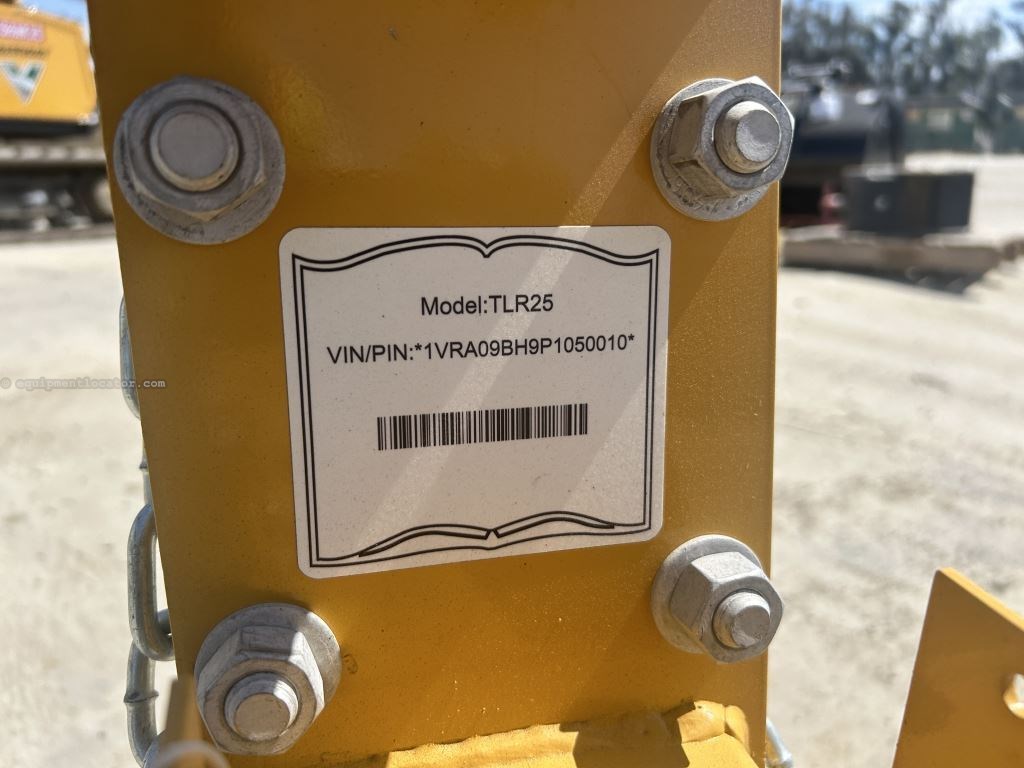 2023 Vermeer TLR25 Image 16