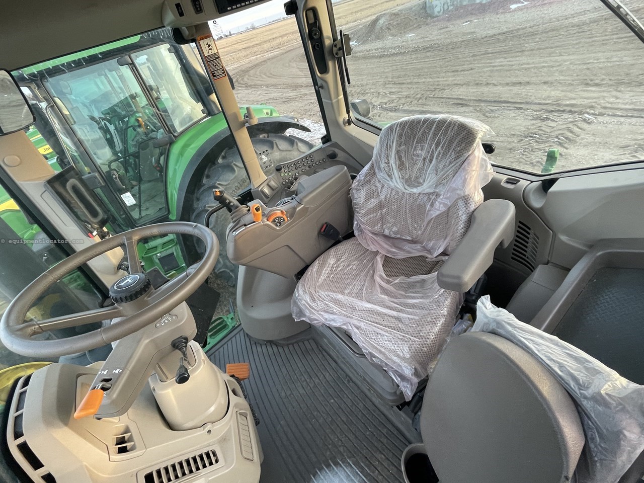 2025 John Deere 6M 145 Image 11