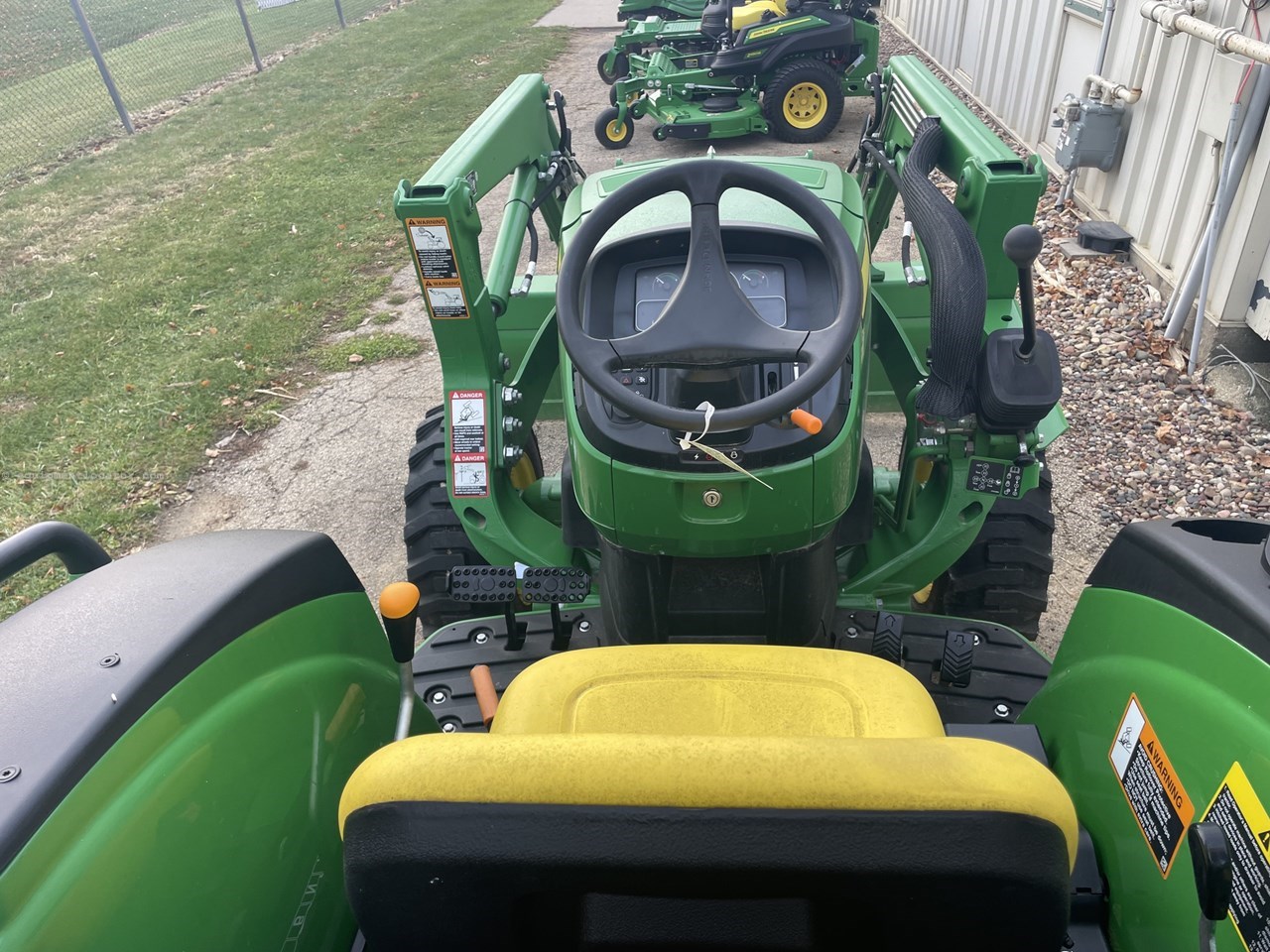 2024 John Deere 4052M Image 10