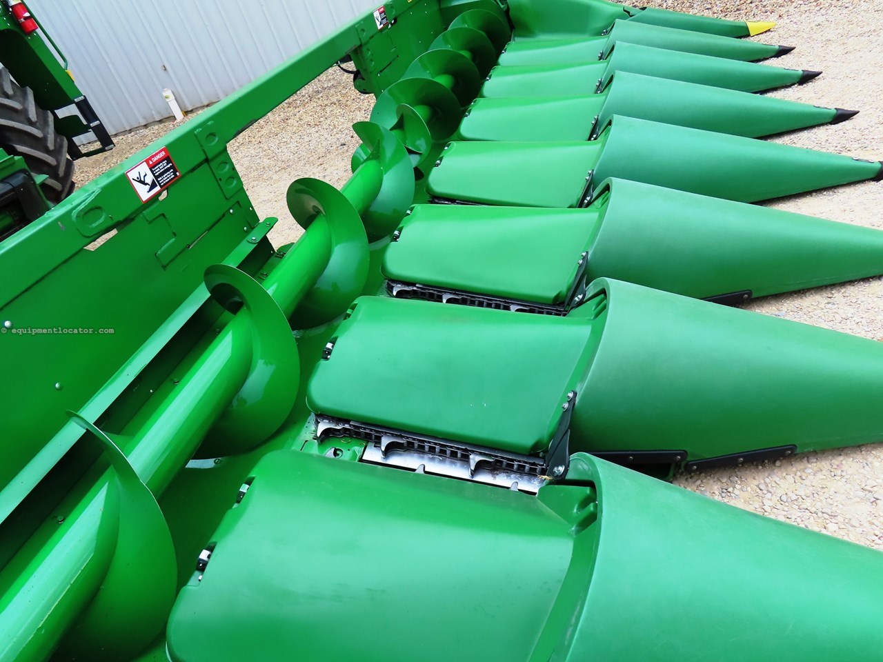 2021 John Deere C8R Image 4