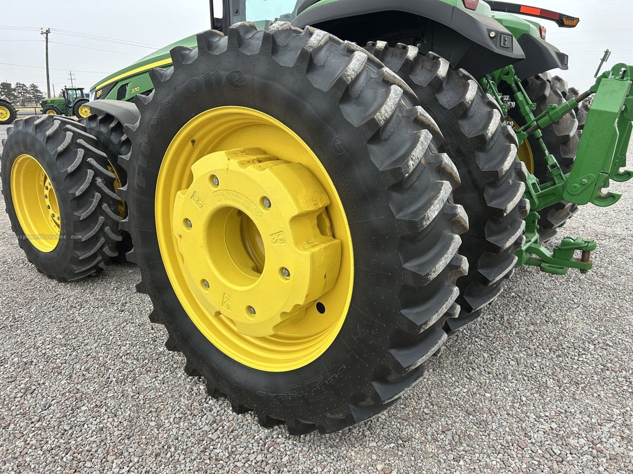 2024 John Deere 8R 370 Image 10