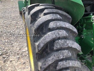 2016 John Deere 3046R Image 10