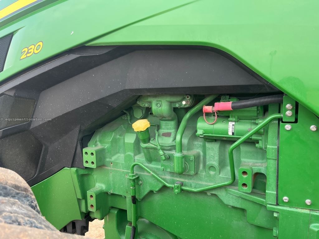 2023 John Deere 8R 230 Image 10