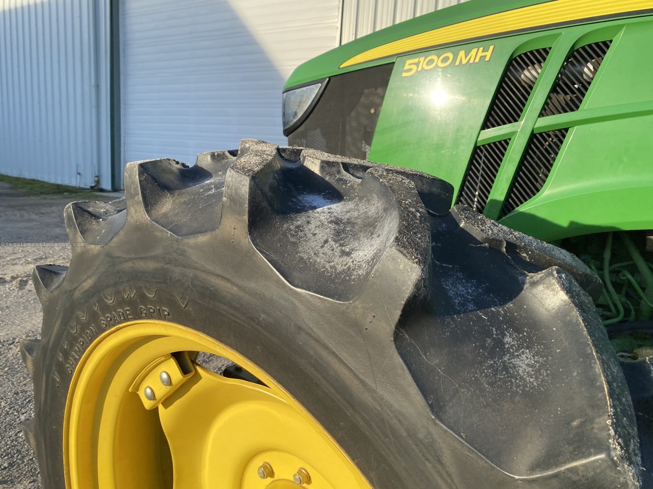 2015 John Deere 5100MH Image 10