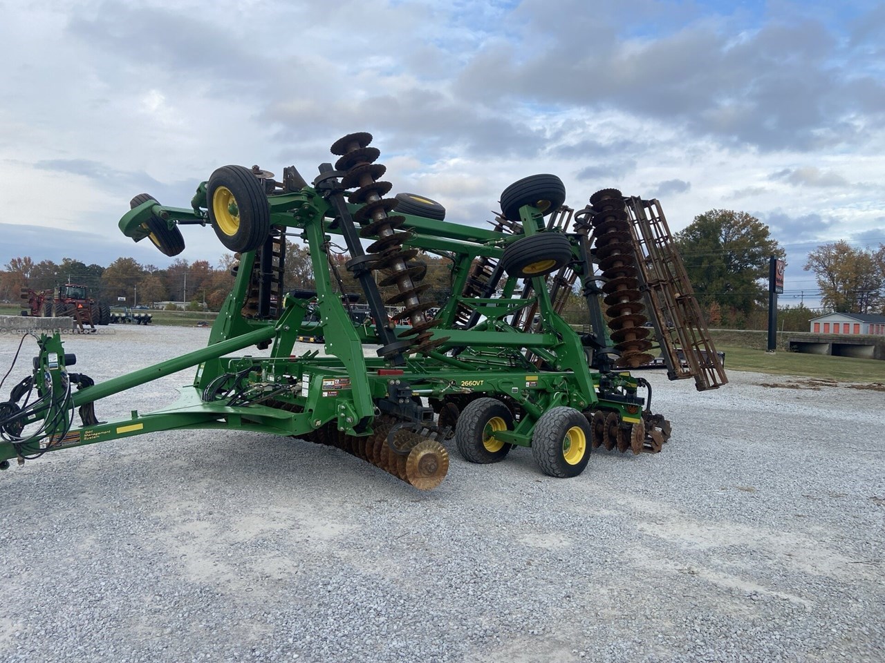 2024 John Deere 2660VT Image 4