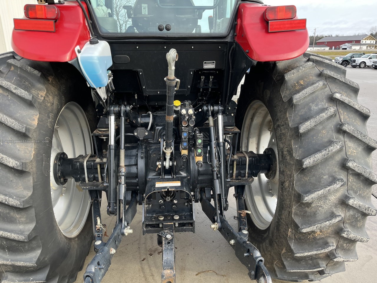 2013 Case IH Farmall 125A Image 4