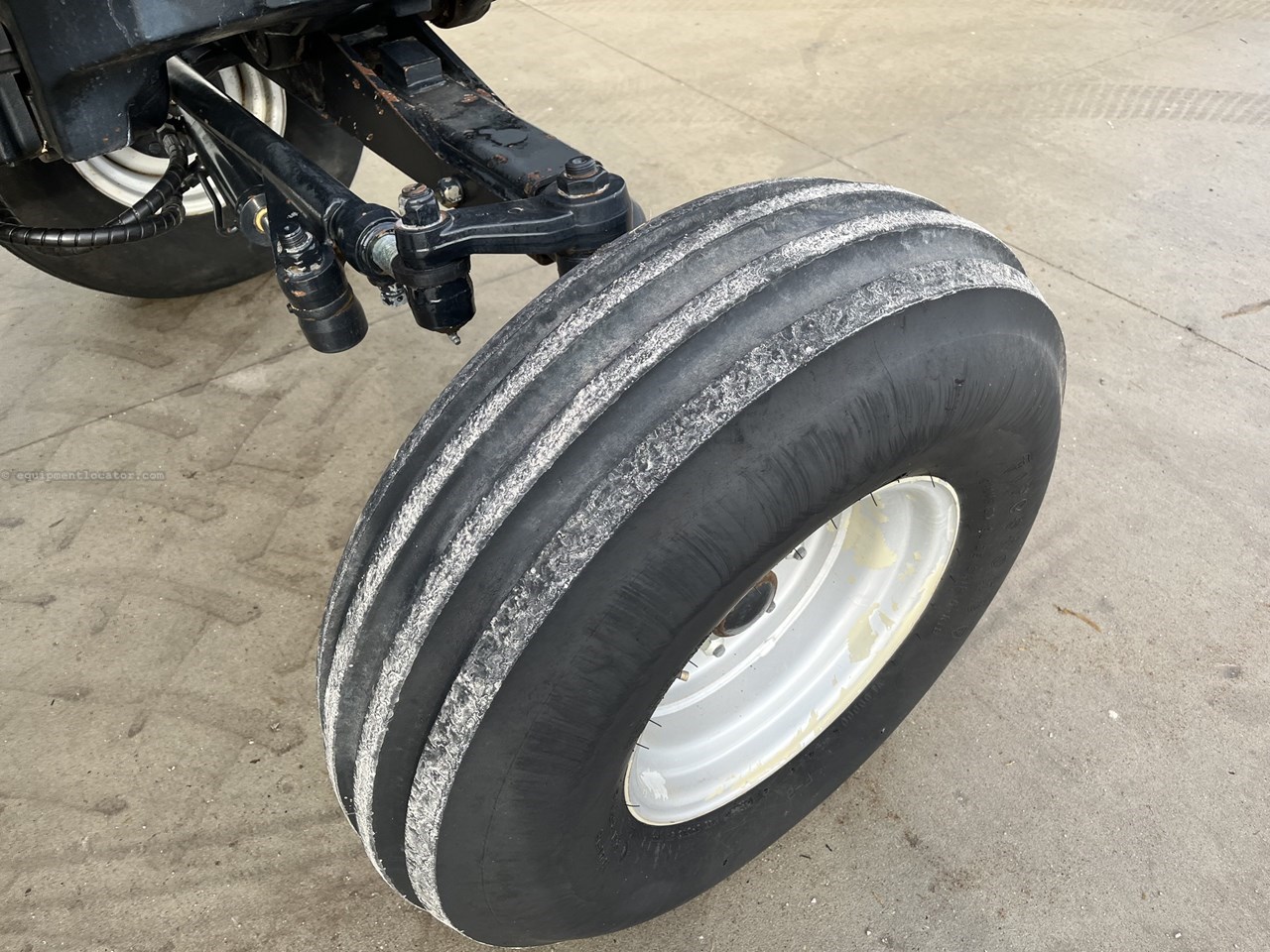 2013 Case IH Farmall 125A Image 11