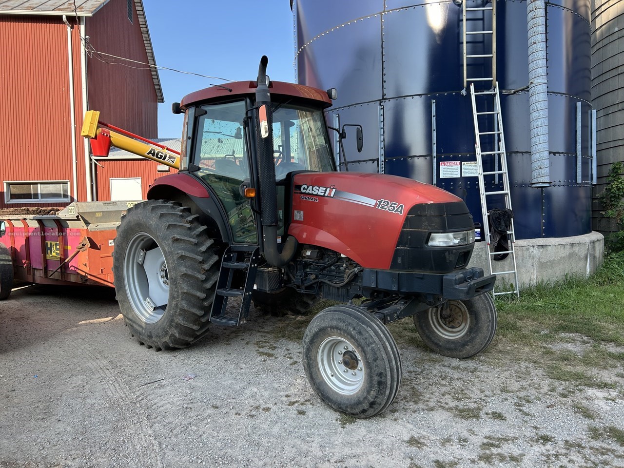 2013 Case IH Farmall 125A Image 18