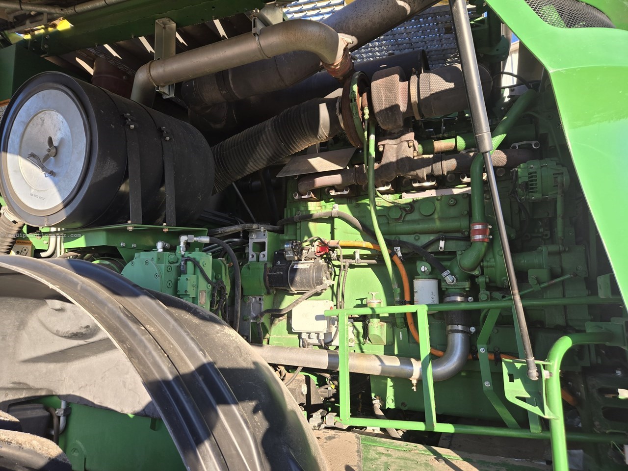 2017 John Deere 8800 Image 10