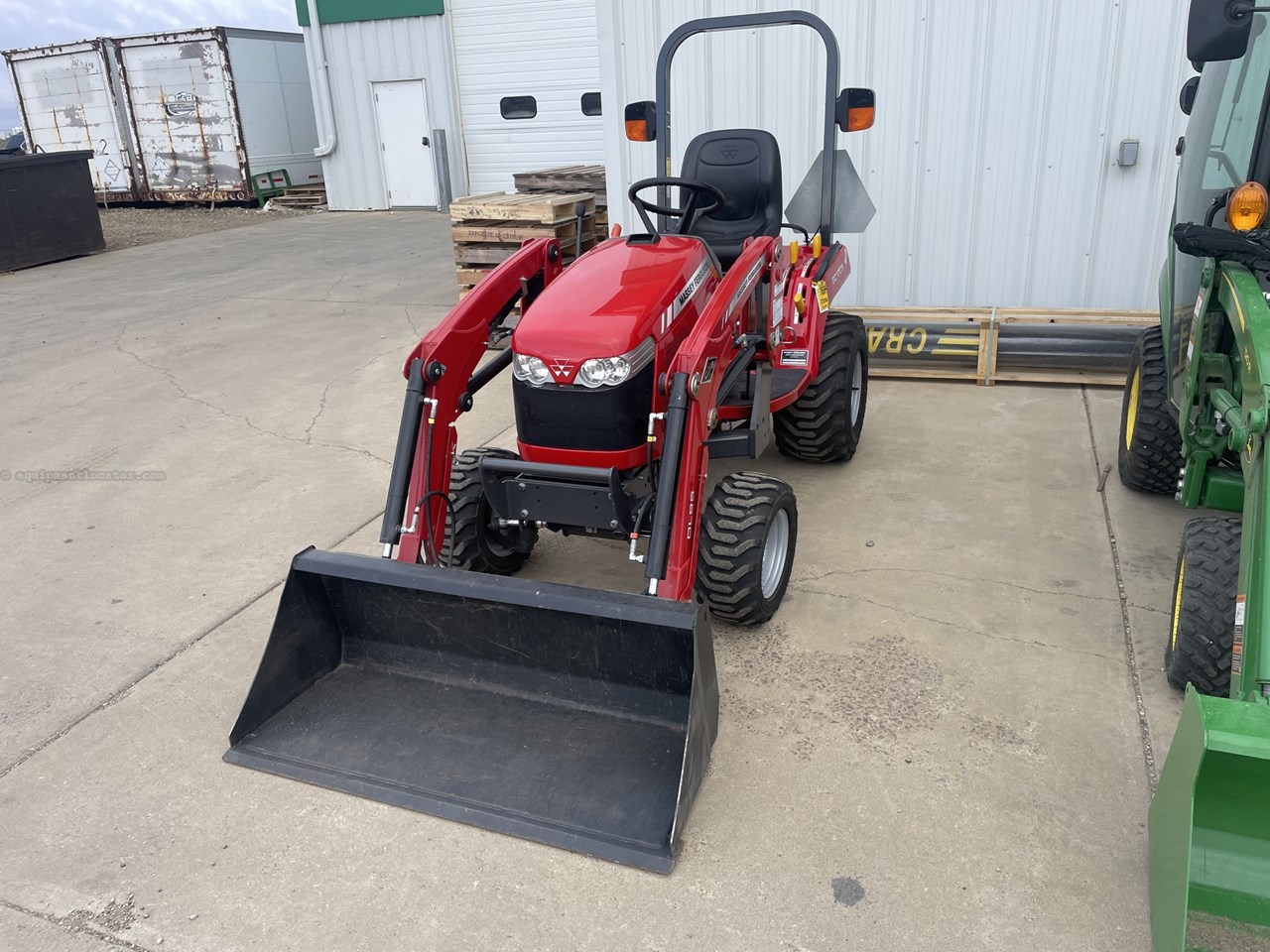 2018 Massey Ferguson GC1705 Image 5