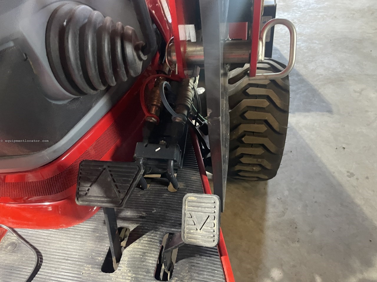 2018 Massey Ferguson GC1705 Image 21