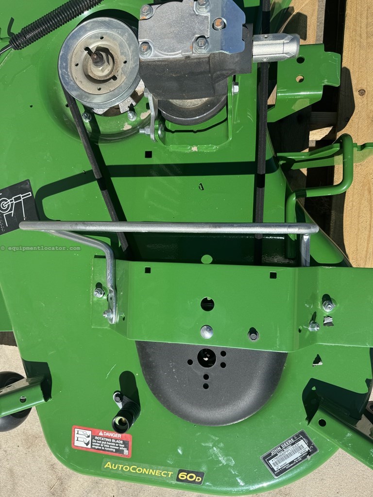 2025 John Deere 60D Image 11