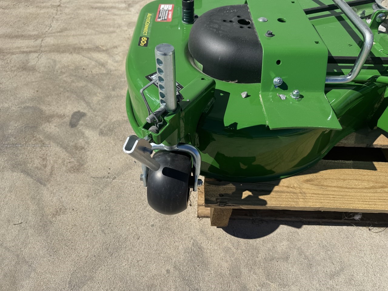 2025 John Deere 60D Image 17