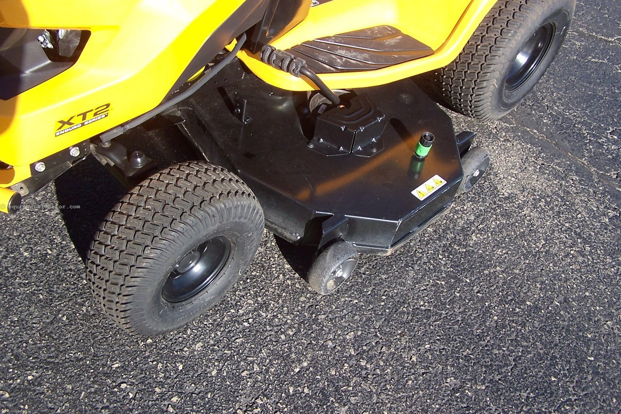 2022 Cub Cadet LX46 Image 10