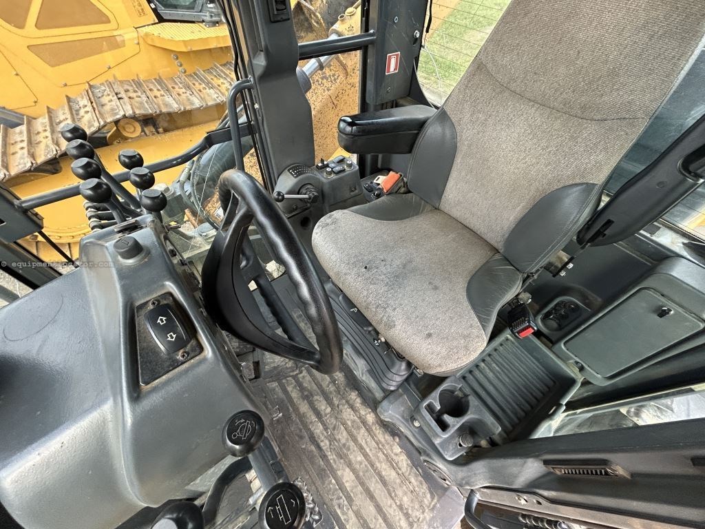 2019 John Deere 772G Image 34