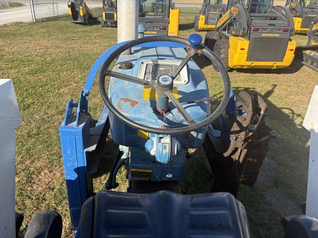 1965 Ford 5000 Image 3