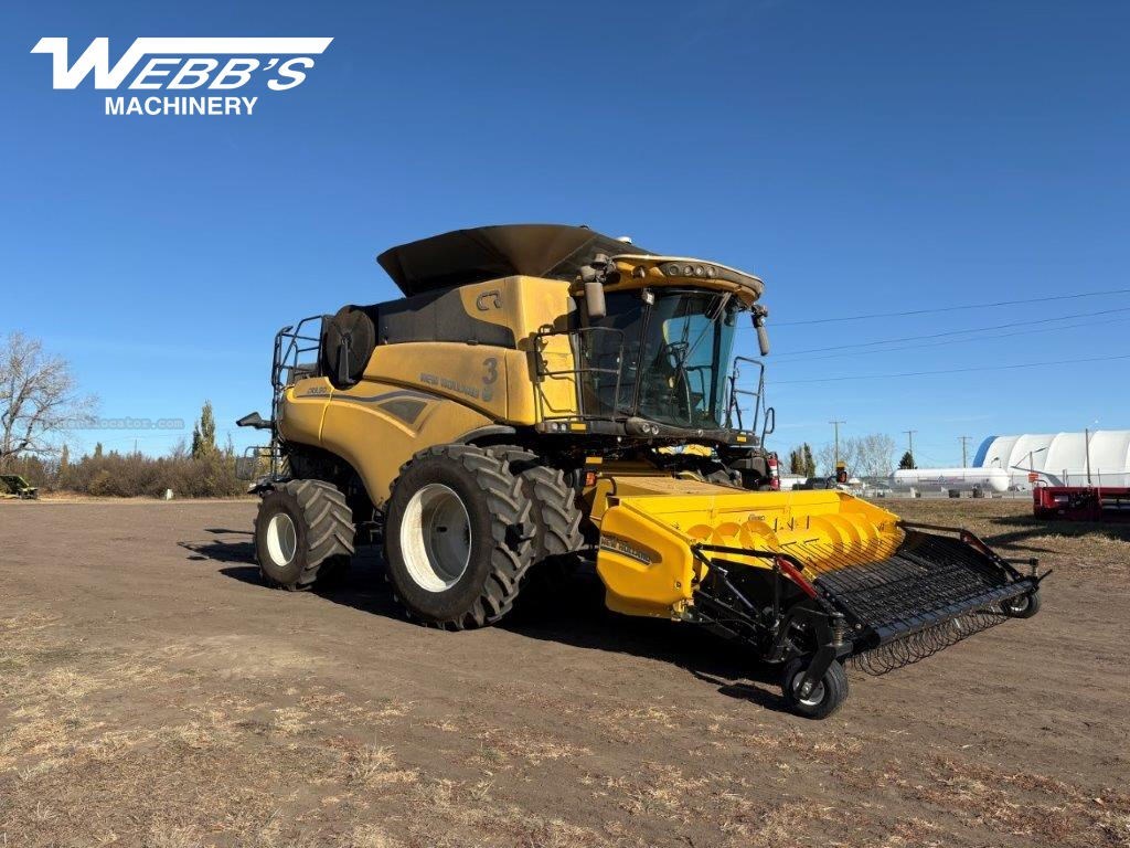 2025 New Holland CR9.90Z Image 3