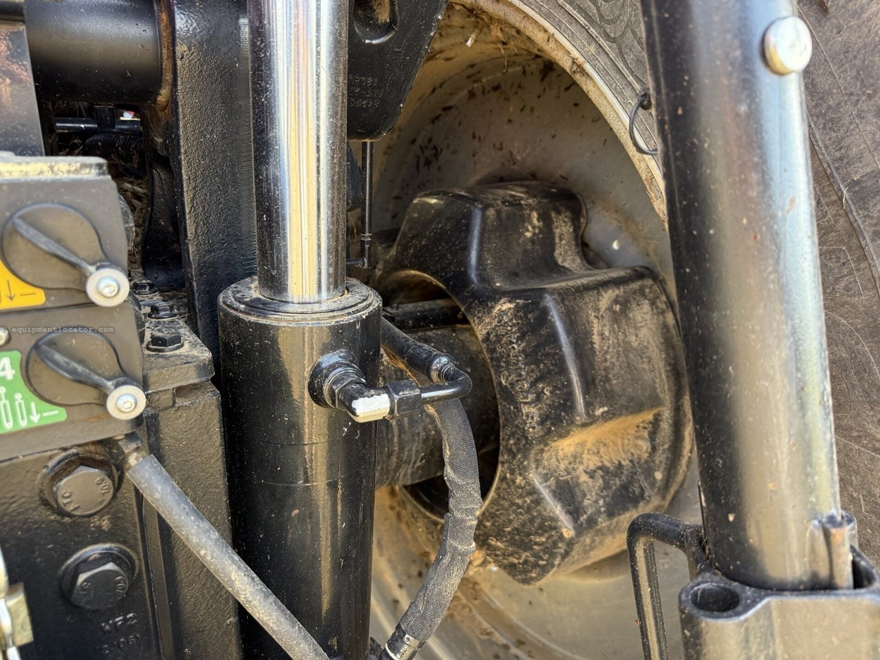 Case IH MAGNUM 310 AFS CONNECT CVX Image 6