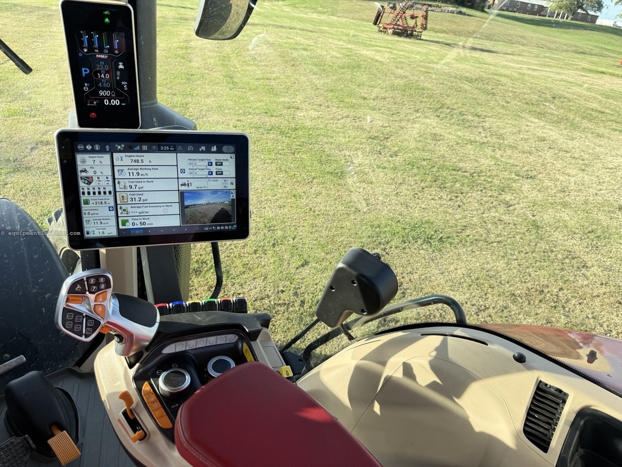 Case IH MAGNUM 310 AFS CONNECT CVX Image 12